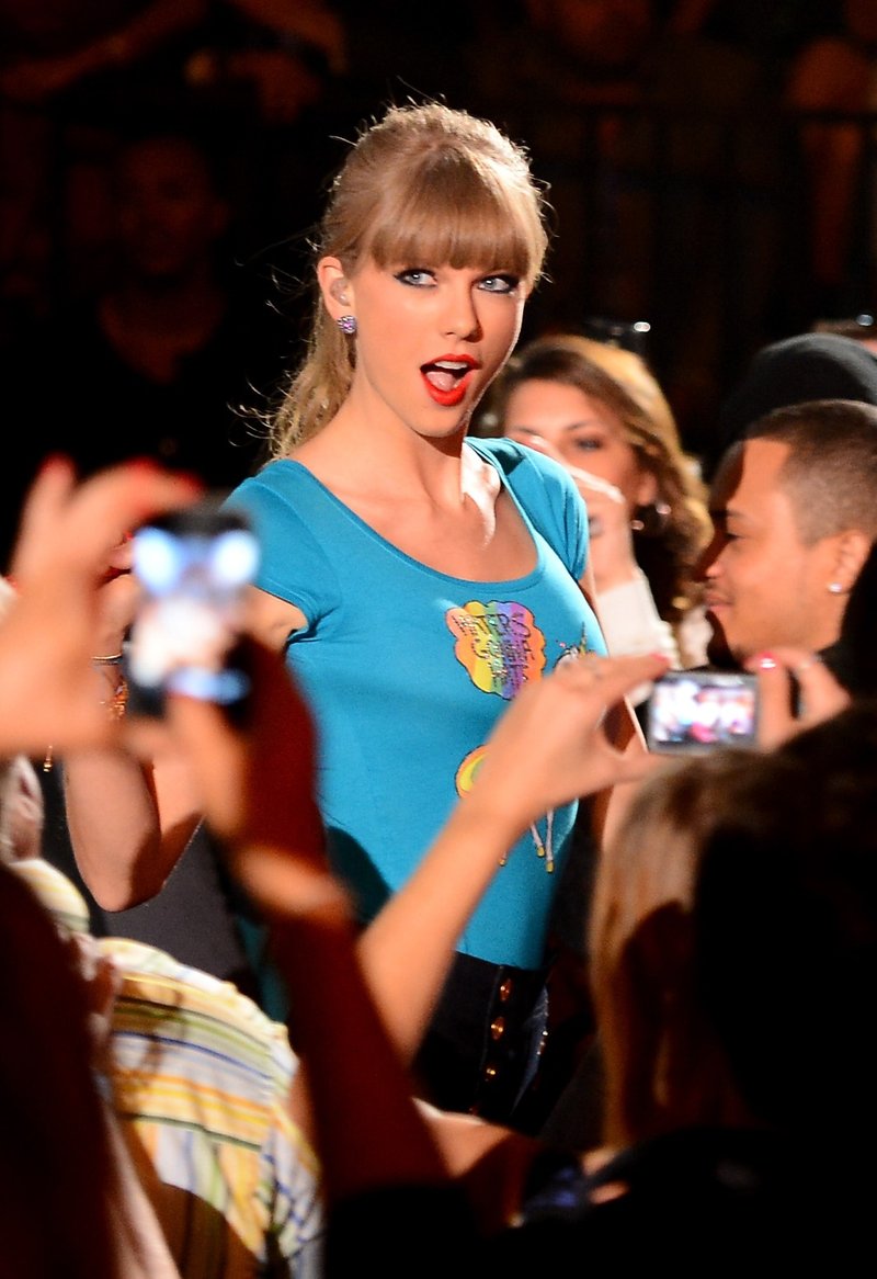 Taylor Swift at 2013 Billboard Music Awards — photo 95