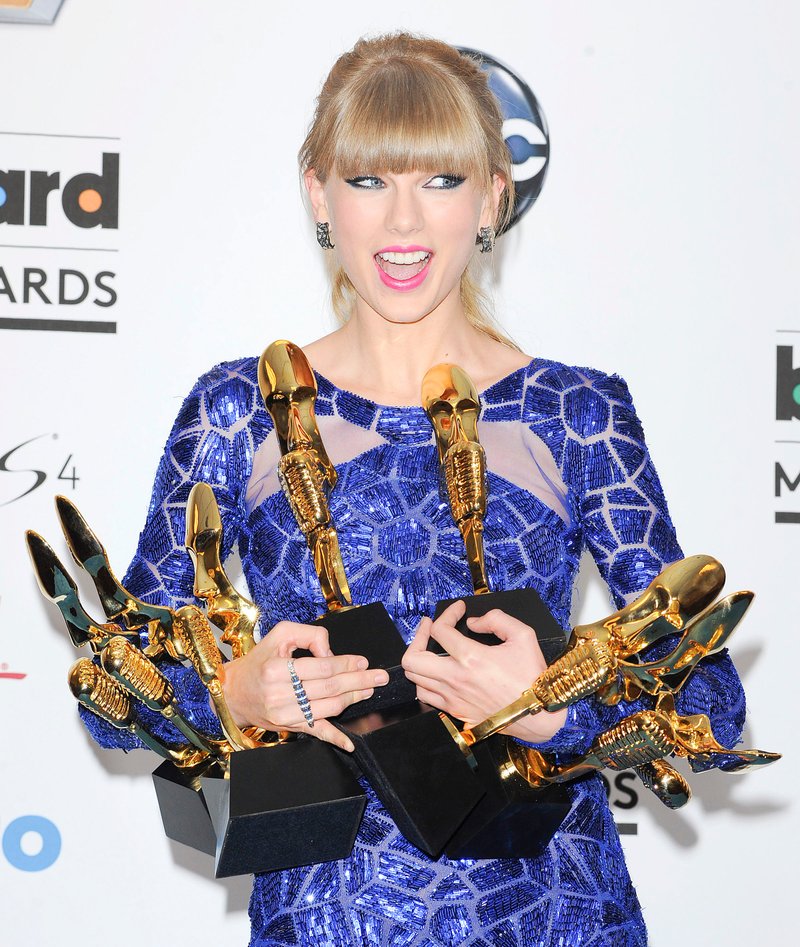 Taylor Swift at 2013 Billboard Music Awards — photo 150