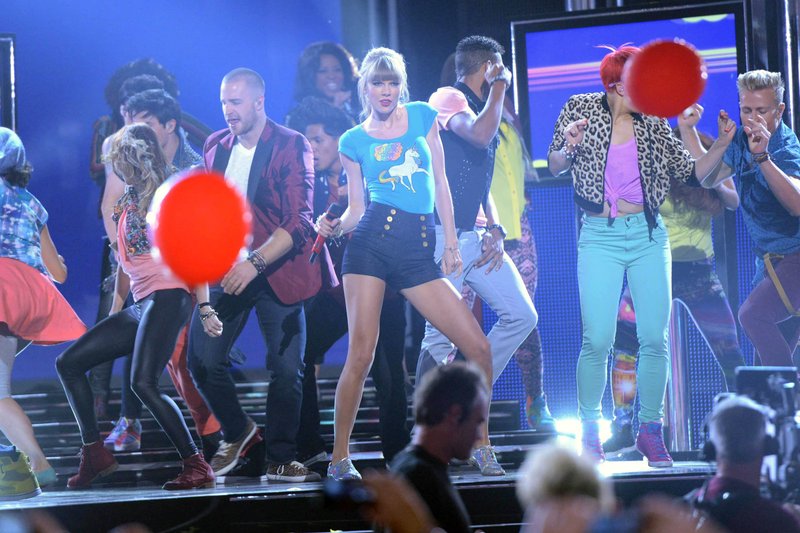 Taylor Swift at 2013 Billboard Music Awards — photo 349