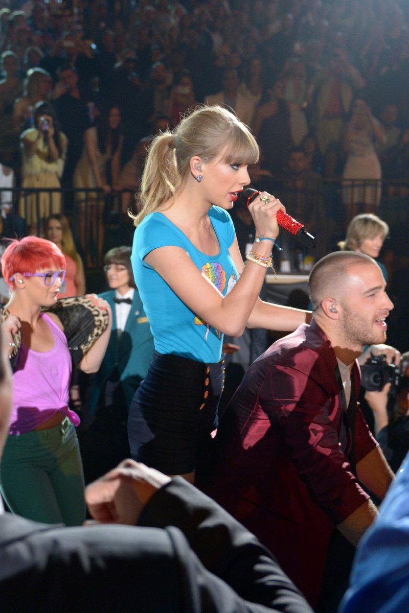 Taylor Swift at 2013 Billboard Music Awards — photo 358