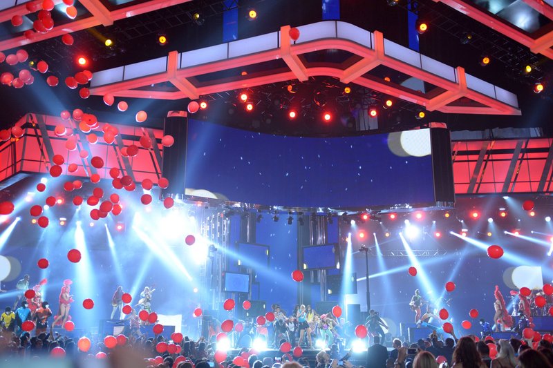 Taylor Swift at 2013 Billboard Music Awards — photo 359