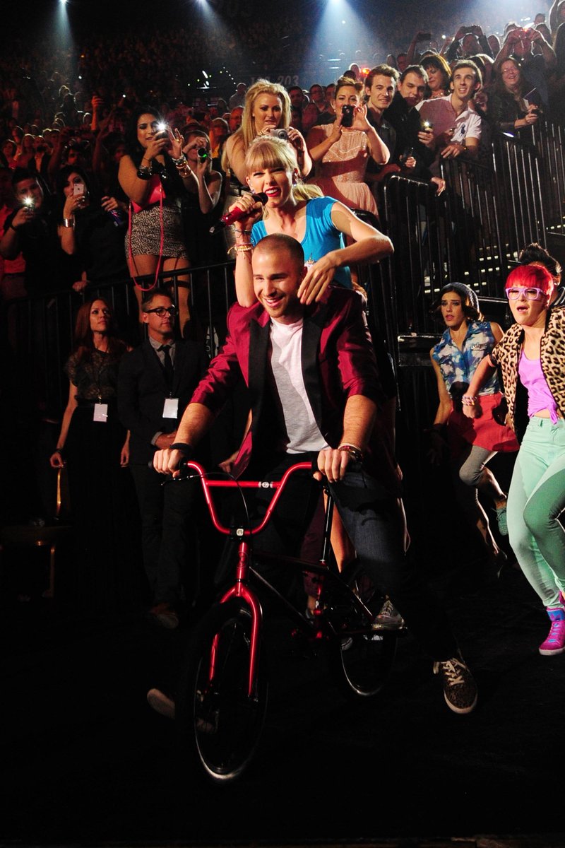 Taylor Swift at 2013 Billboard Music Awards — photo 371