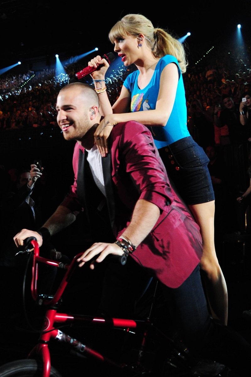 Taylor Swift at 2013 Billboard Music Awards — photo 372