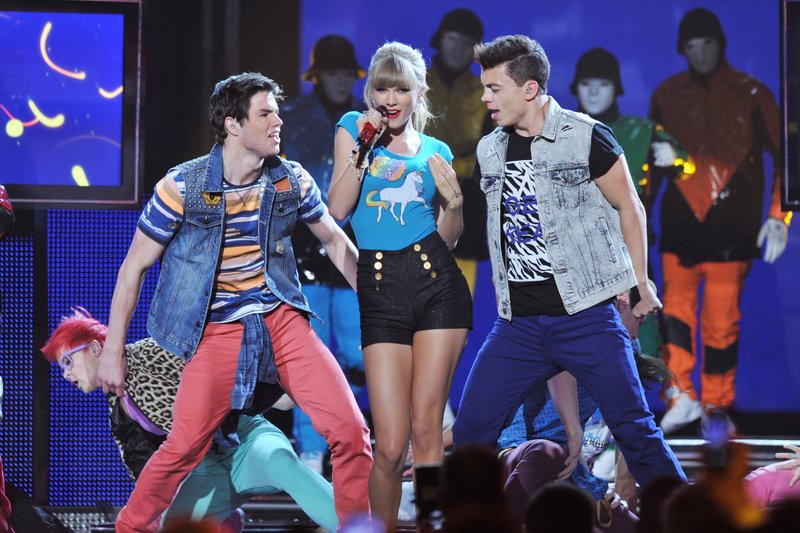 Taylor Swift at 2013 Billboard Music Awards — photo 399