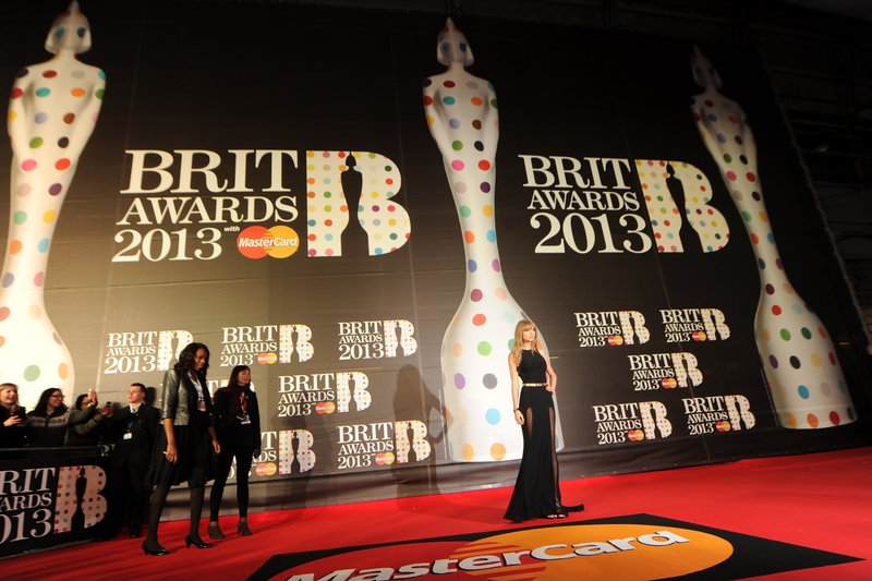 Taylor Swift at 2013 BRIT Awards — photo 45