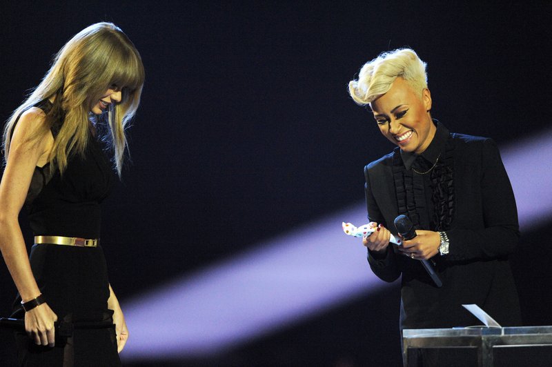 Taylor Swift at 2013 BRIT Awards — photo 59