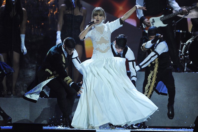 Taylor Swift at 2013 BRIT Awards — photo 97