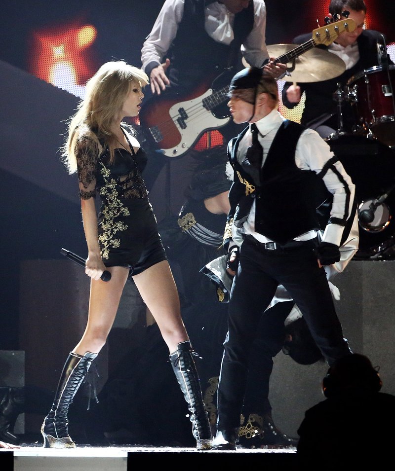 Taylor Swift at 2013 BRIT Awards — photo 104