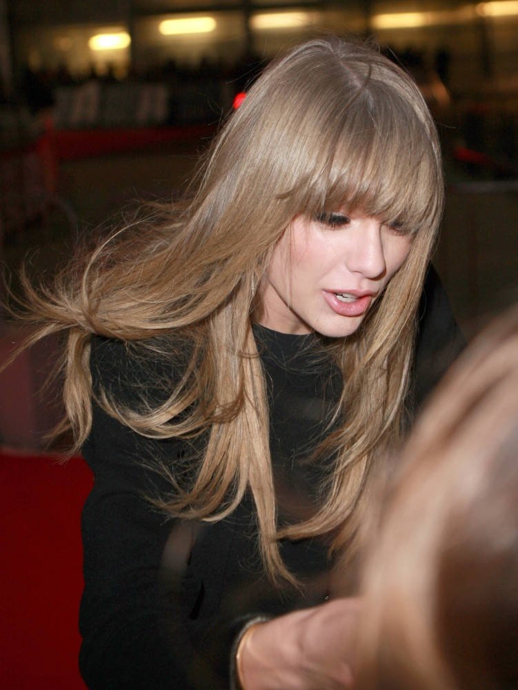 Taylor Swift at 2013 BRIT Awards — photo 138