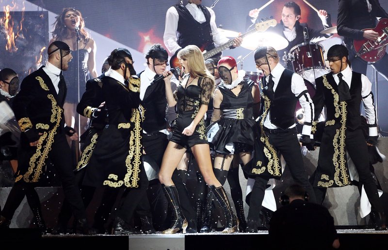 Taylor Swift at 2013 BRIT Awards — photo 187