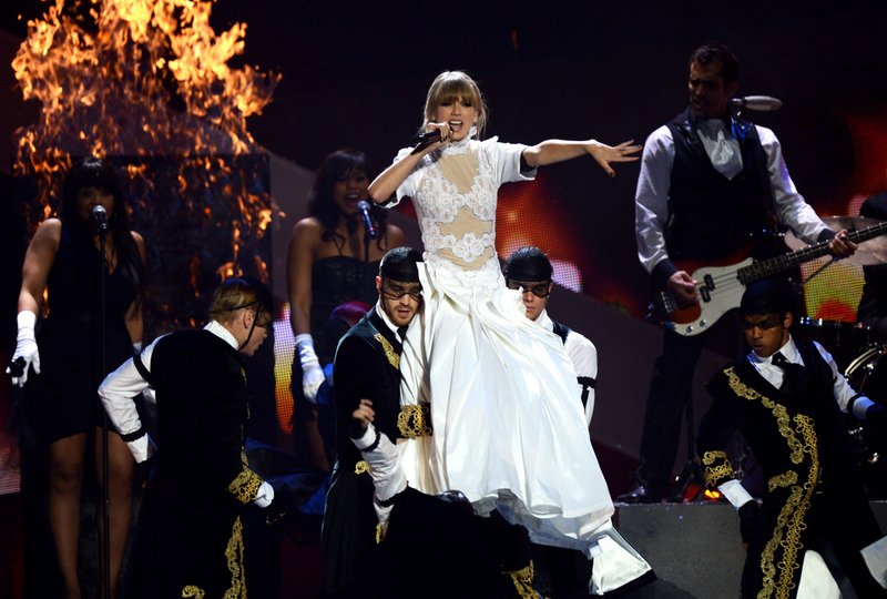 Taylor Swift at 2013 BRIT Awards — photo 211