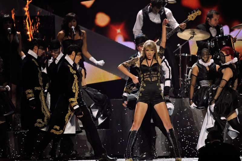 Taylor Swift at 2013 BRIT Awards — photo 218