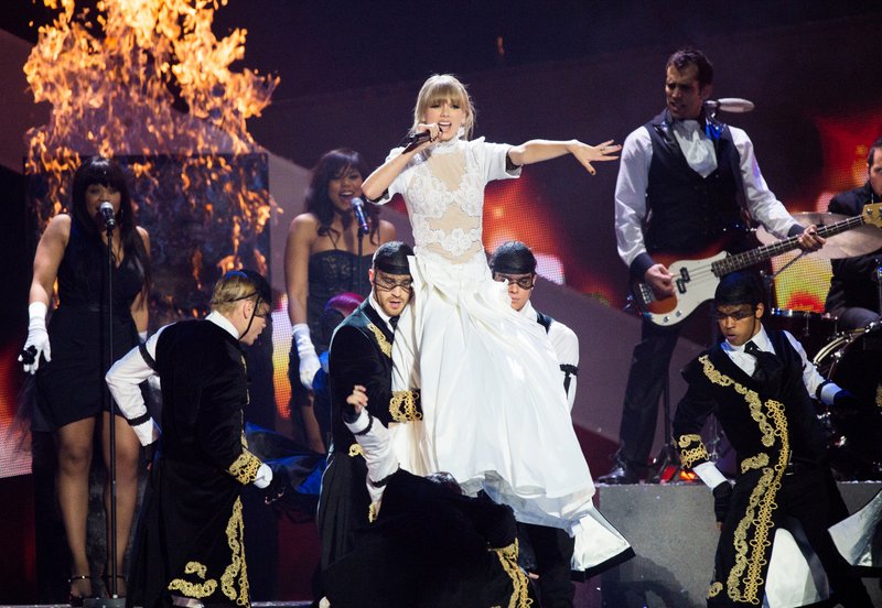 Taylor Swift at 2013 BRIT Awards — photo 242