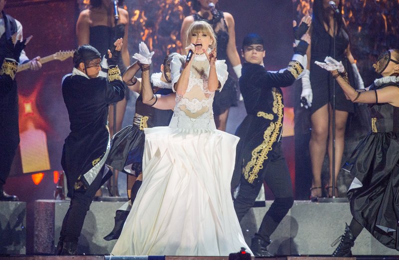 Taylor Swift at 2013 BRIT Awards — photo 248