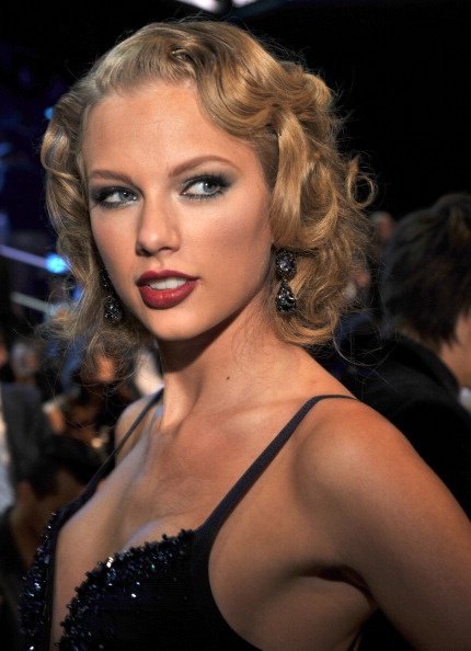 Taylor Swift at 2013 MTV Video Music Awards — photo 26