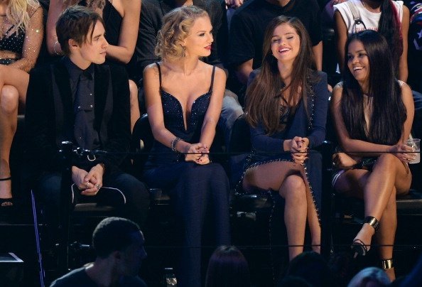 Taylor Swift at 2013 MTV Video Music Awards — photo 51