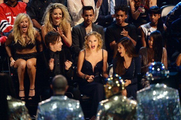 Taylor Swift at 2013 MTV Video Music Awards — photo 52