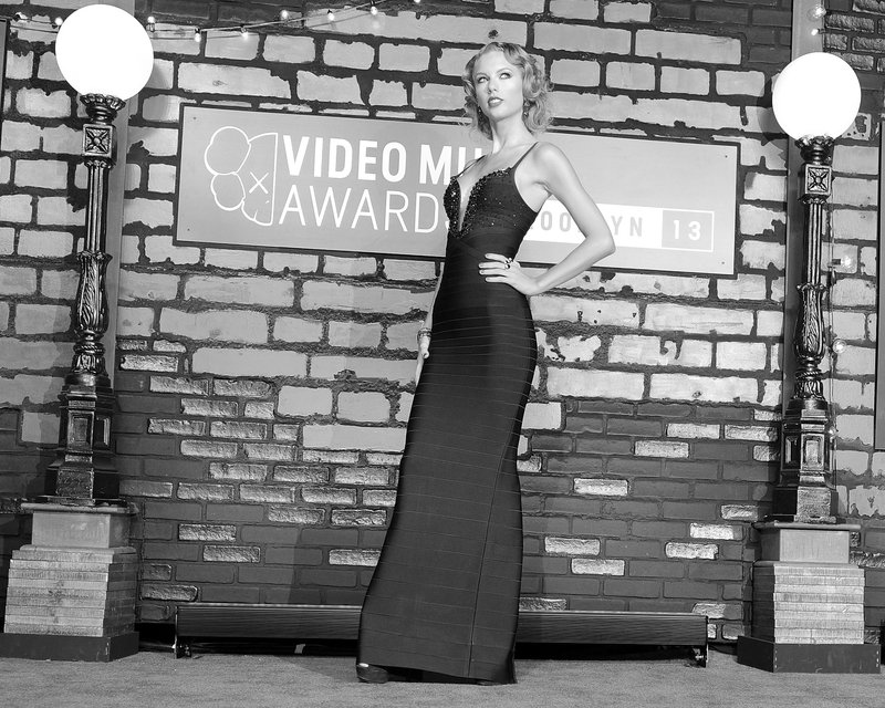 Taylor Swift at 2013 MTV Video Music Awards — photo 110