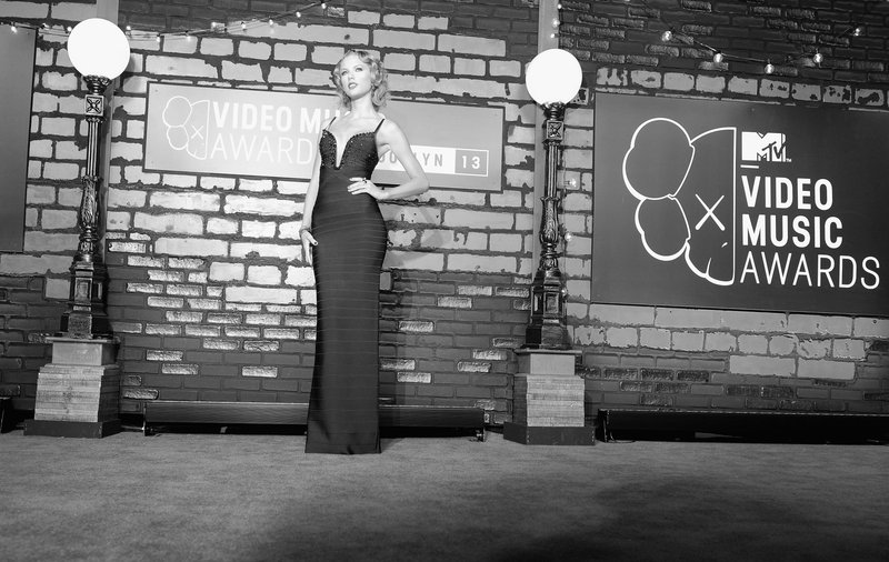 Taylor Swift at 2013 MTV Video Music Awards — photo 112