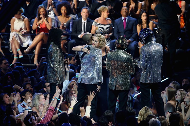 Taylor Swift at 2013 MTV Video Music Awards — photo 115