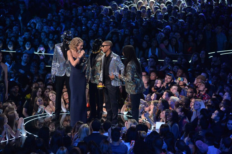 Taylor Swift at 2013 MTV Video Music Awards — photo 118