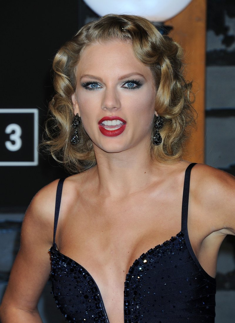 Taylor Swift at 2013 MTV Video Music Awards — photo 136