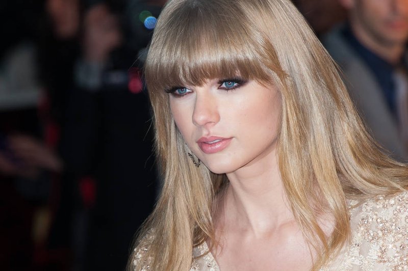 Taylor Swift at 2013 NRJ Music Awards — photo 84