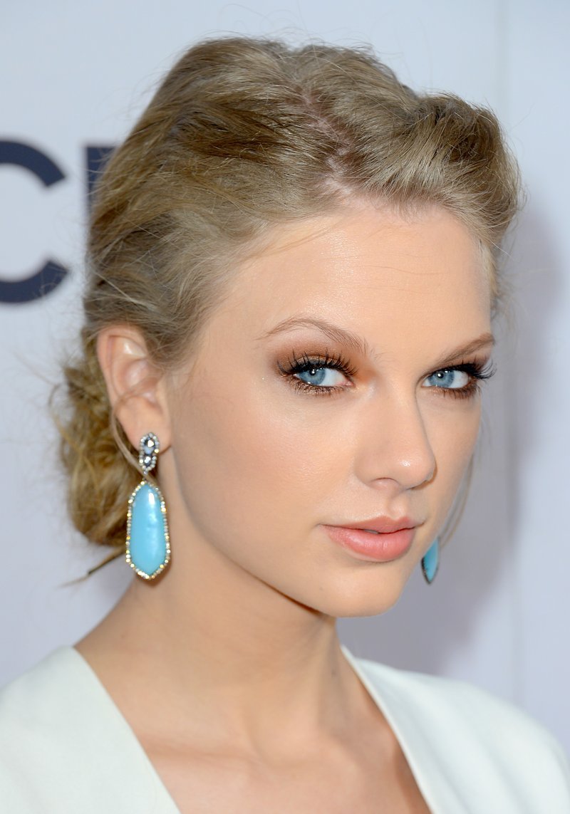 Taylor Swift at 2013 People's Choice Awards — photo 31