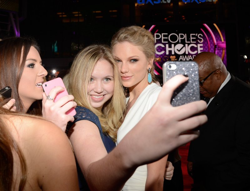Taylor Swift at 2013 People's Choice Awards — photo 305