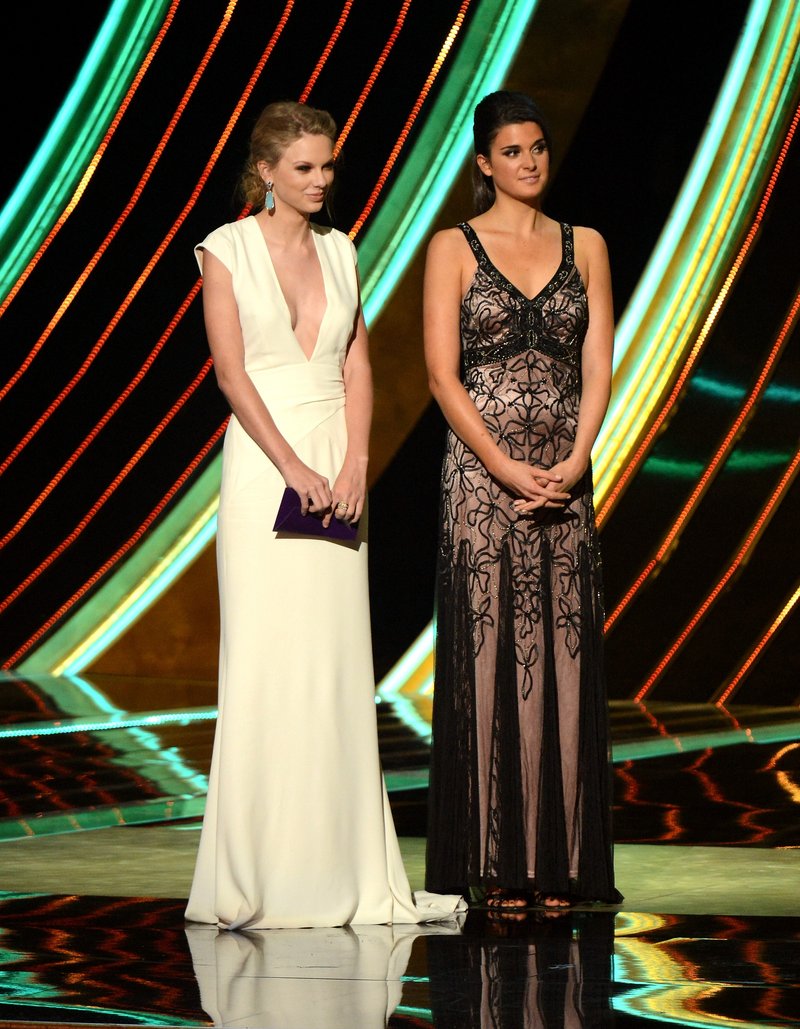 Taylor Swift at 2013 People's Choice Awards — photo 332