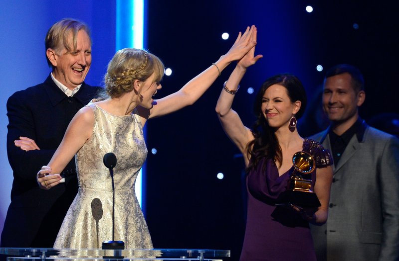 Taylor Swift at The 55th Annual GRAMMY Awards - Pre-Telecast — photo 12