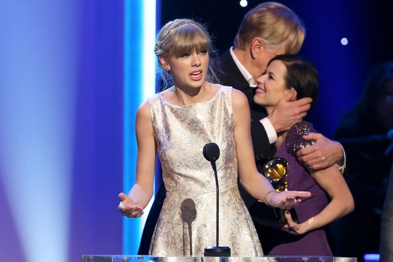 Taylor Swift at The 55th Annual GRAMMY Awards - Pre-Telecast — photo 38