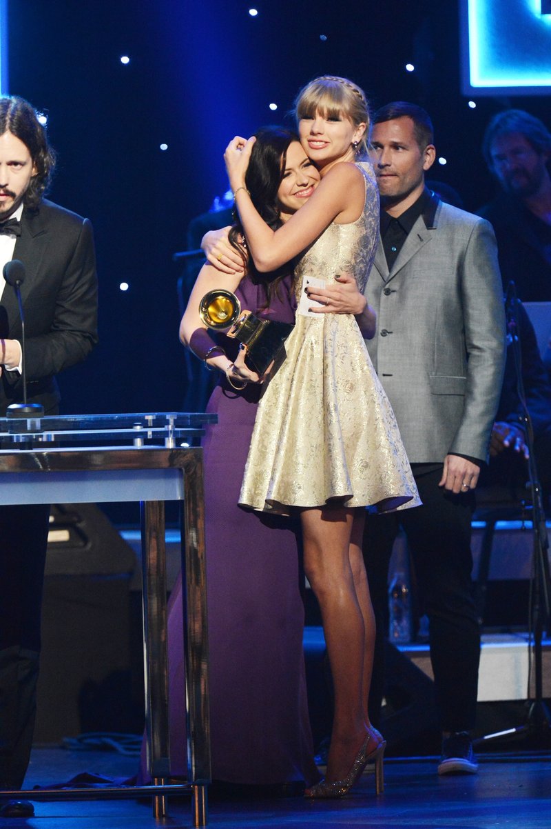 Taylor Swift at The 55th Annual GRAMMY Awards - Pre-Telecast — photo 41