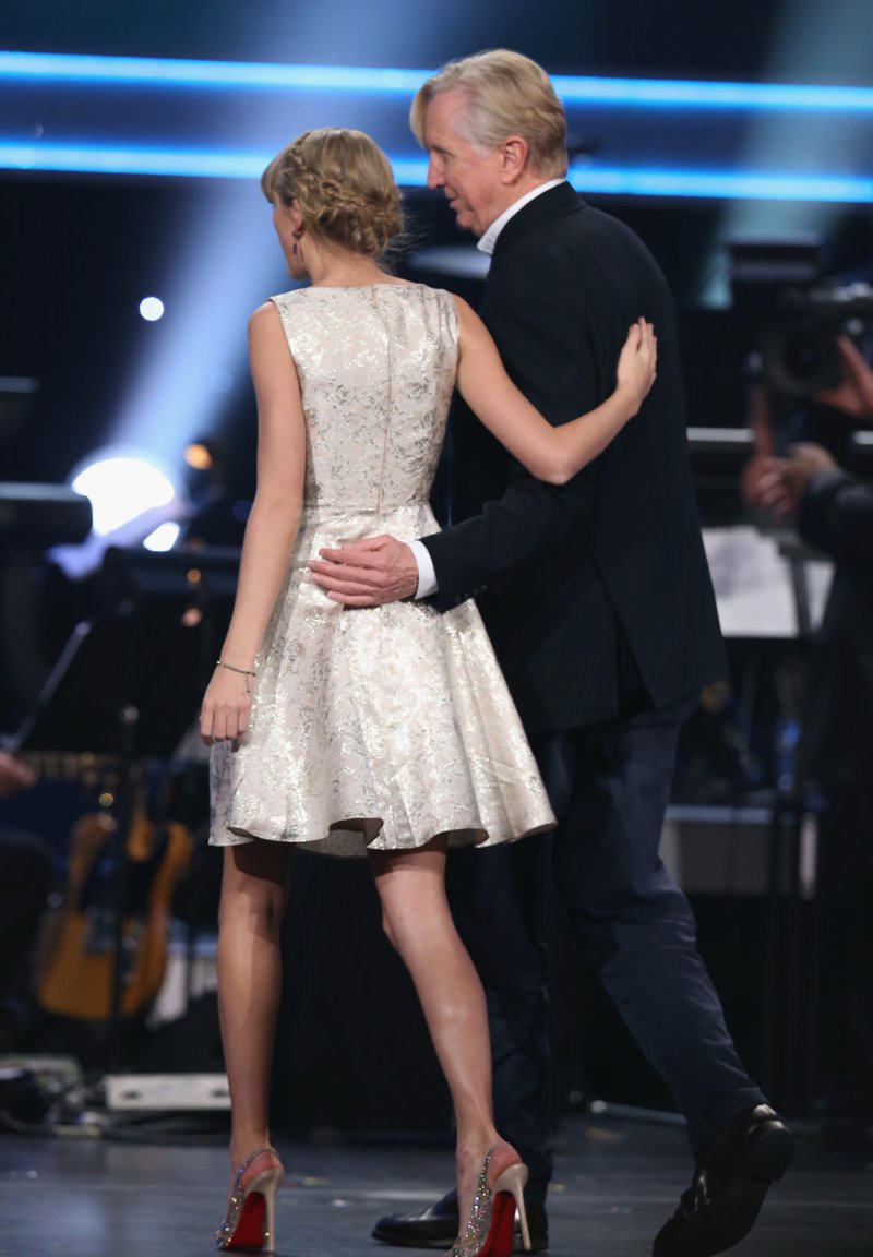 Taylor Swift at The 55th Annual GRAMMY Awards - Pre-Telecast — photo 68