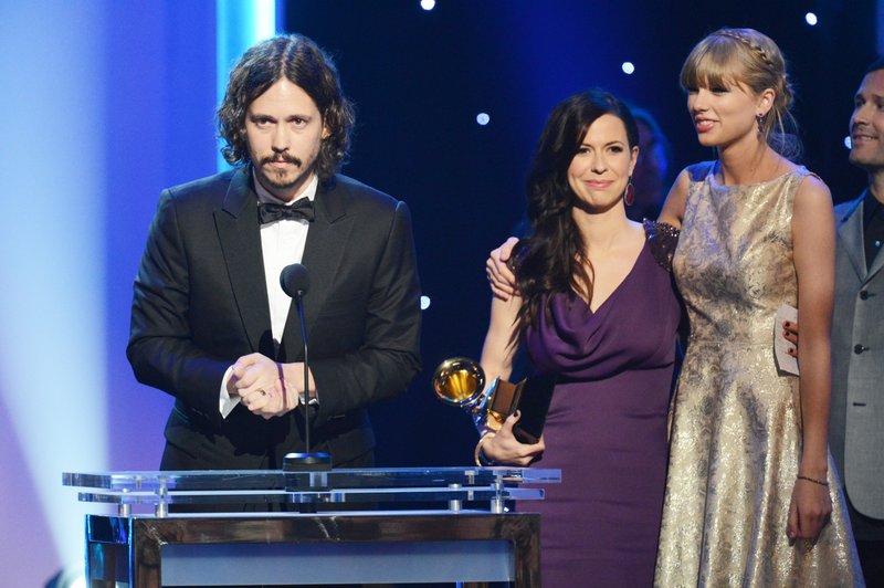 Taylor Swift at The 55th Annual GRAMMY Awards - Pre-Telecast — photo 71