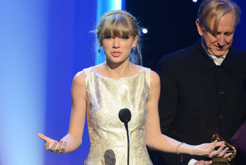 Taylor Swift at The 55th Annual GRAMMY Awards - Pre-Telecast — photo 79