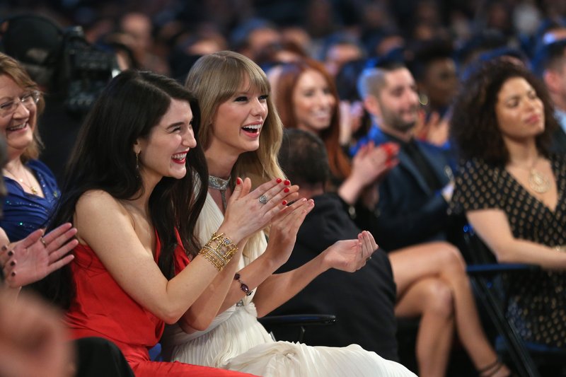 Taylor Swift at The 55th Annual GRAMMY Awards — photo 99