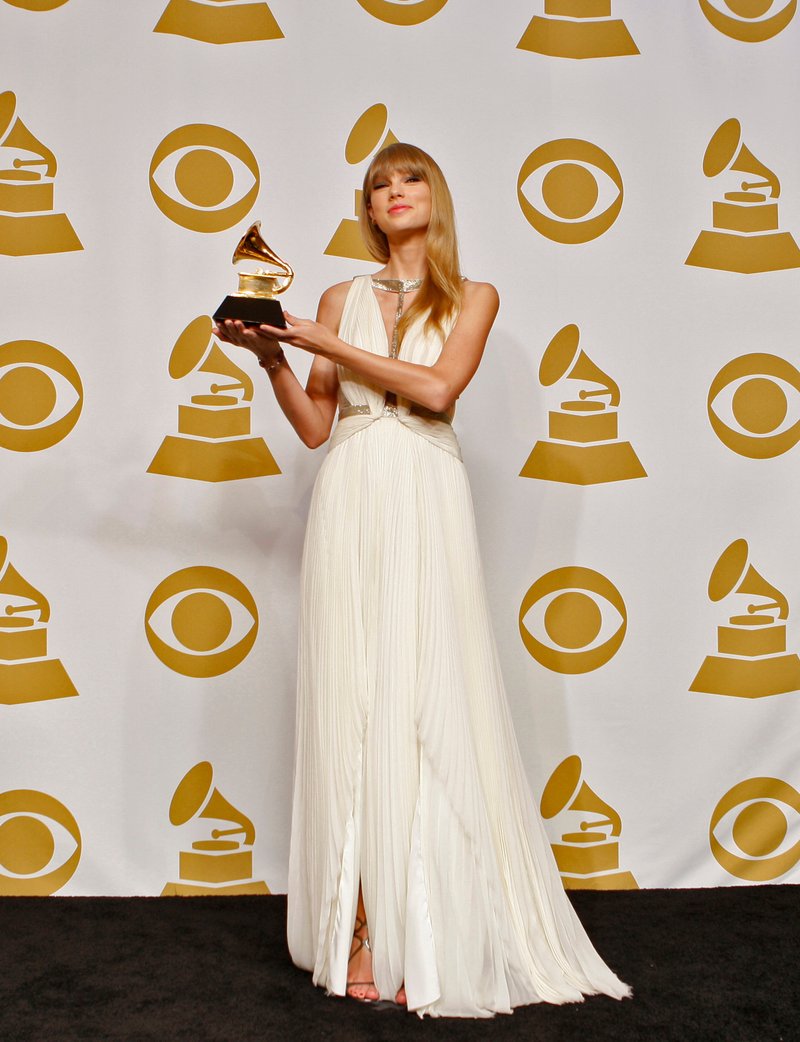Taylor Swift at The 55th Annual GRAMMY Awards — photo 226