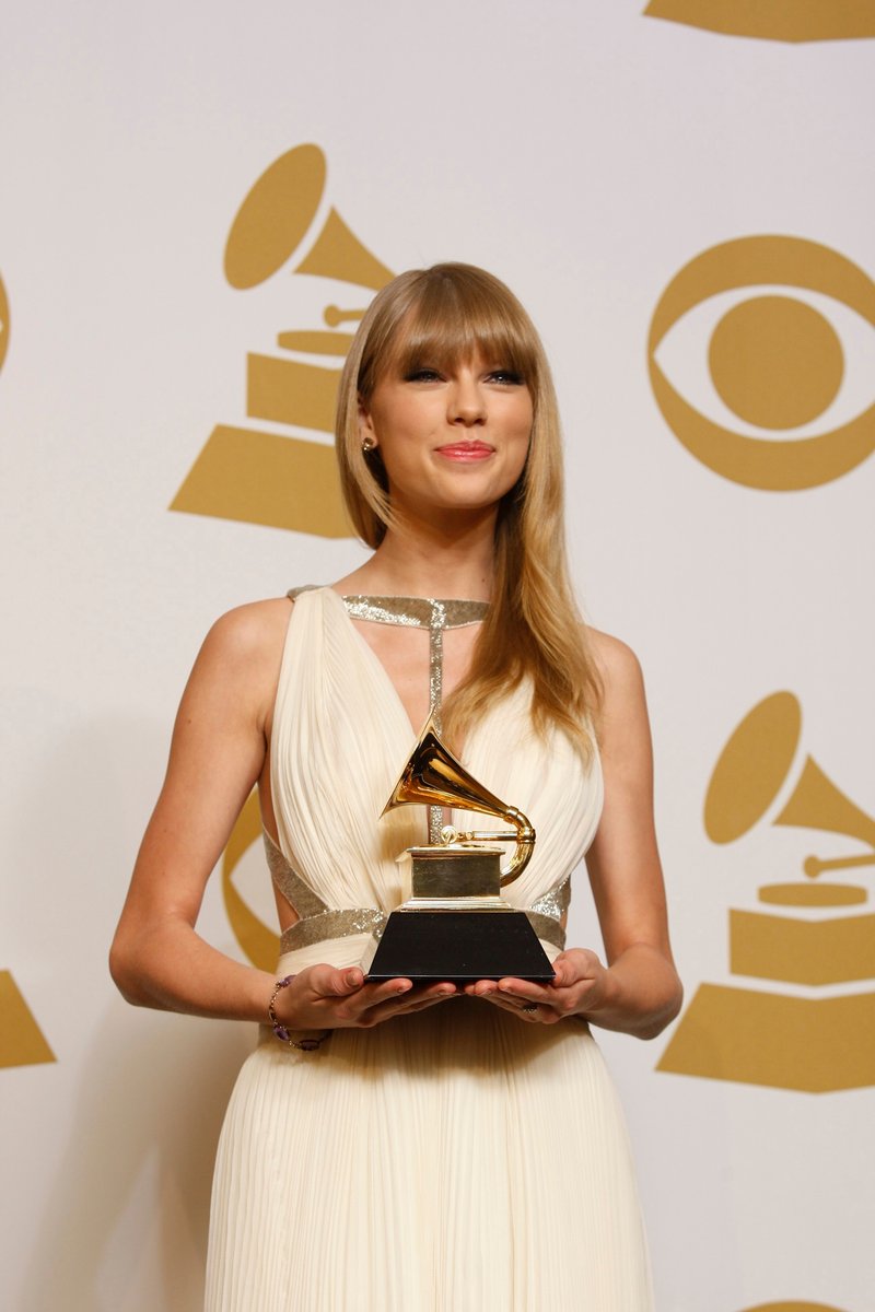 Taylor Swift at The 55th Annual GRAMMY Awards — photo 227