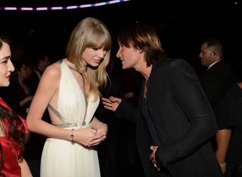 Taylor Swift at The 55th Annual GRAMMY Awards — photo 284