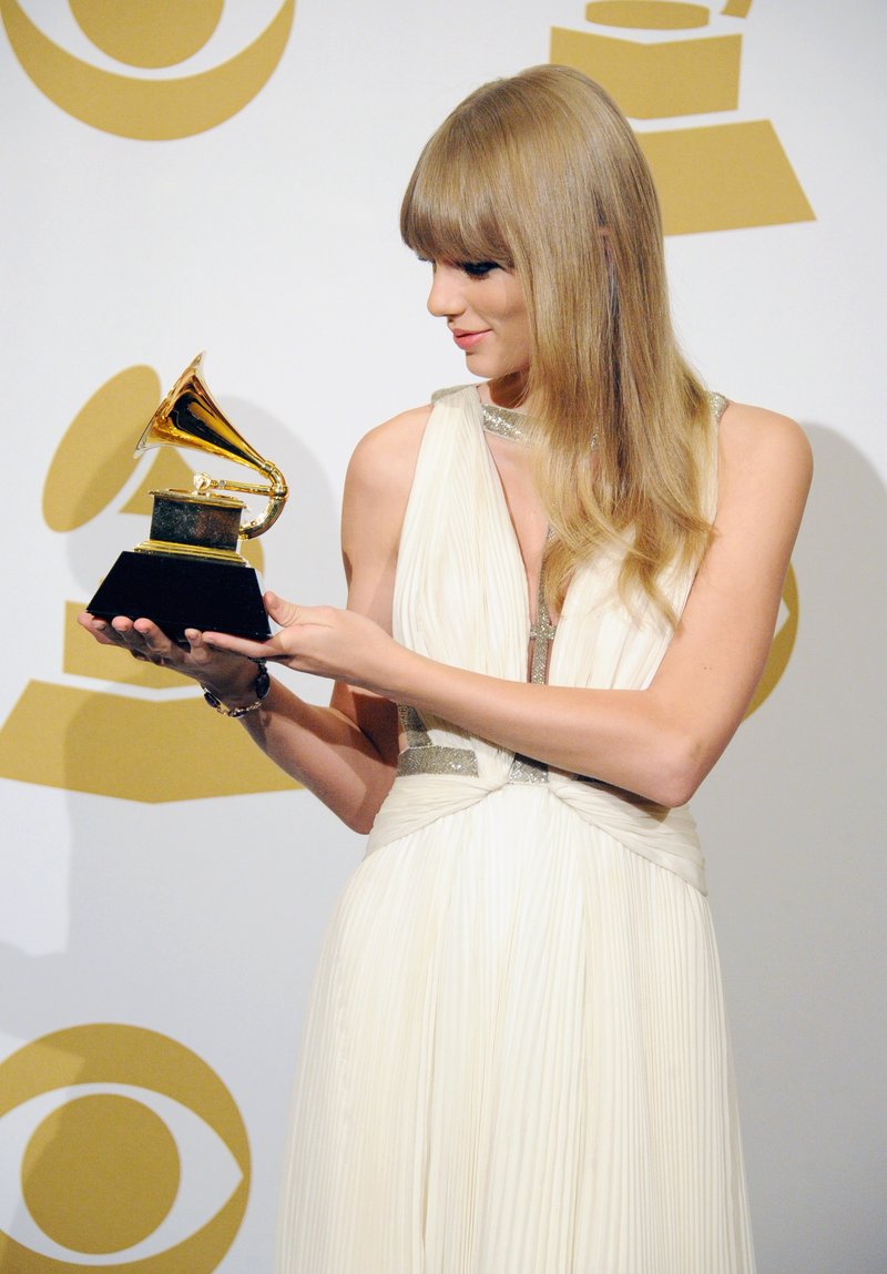 Taylor Swift at The 55th Annual GRAMMY Awards — photo 304
