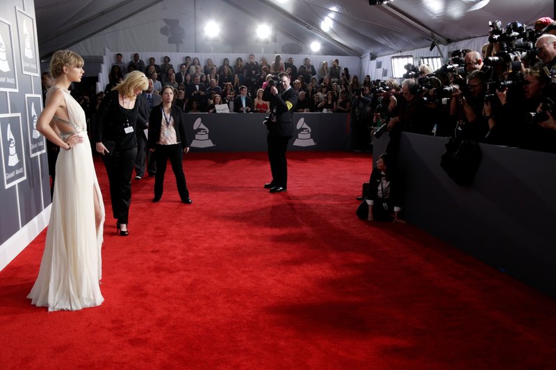 Taylor Swift at The 55th Annual GRAMMY Awards — photo 367