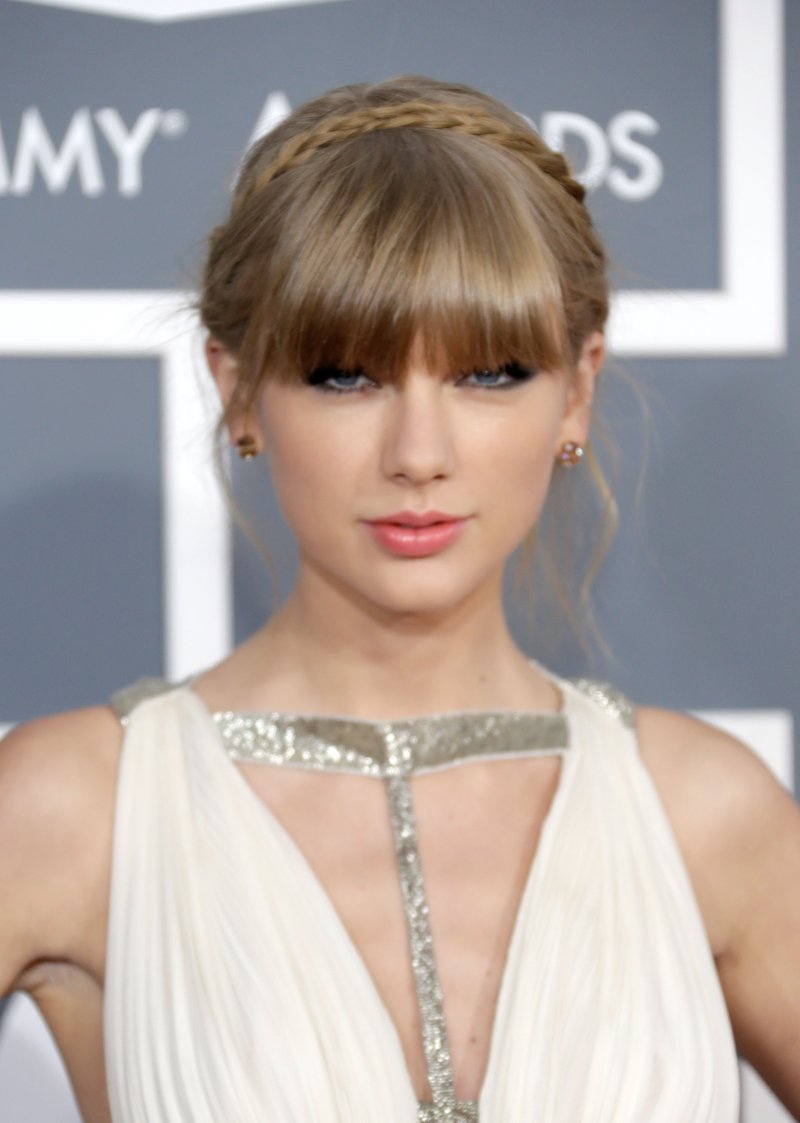 Taylor Swift at The 55th Annual GRAMMY Awards — photo 376