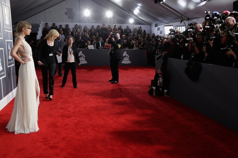 Taylor Swift at The 55th Annual GRAMMY Awards — photo 382