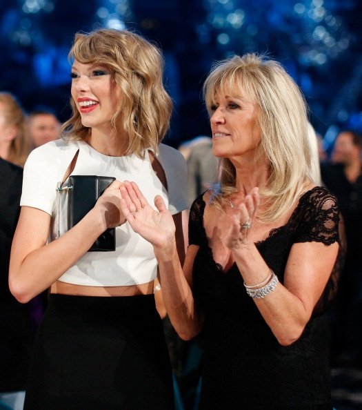 Taylor Swift at 49th Annual Academy Of Country Music Awards — photo 146