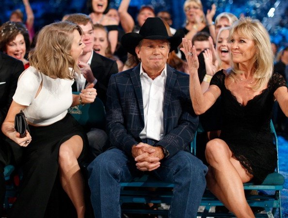 Taylor Swift at 49th Annual Academy Of Country Music Awards — photo 148