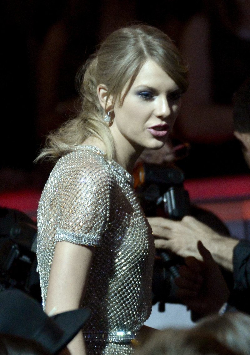 Taylor Swift at 56th Annual GRAMMY Awards — photo 25