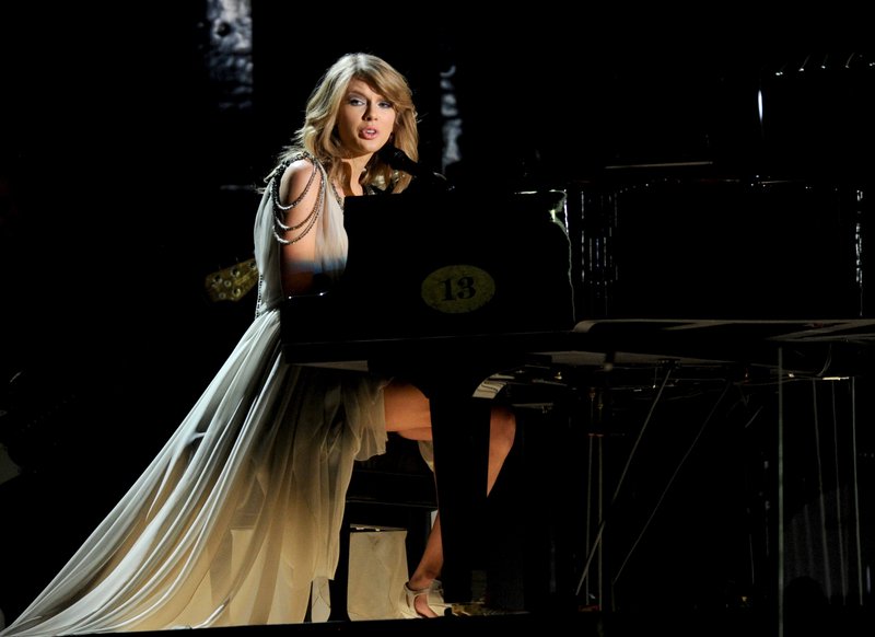 Taylor Swift at 56th Annual GRAMMY Awards — photo 105