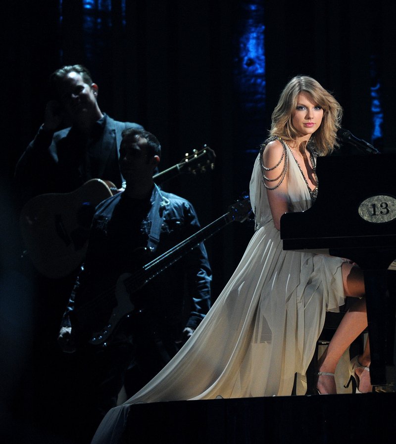 Taylor Swift at 56th Annual GRAMMY Awards — photo 148