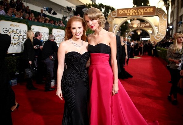 Taylor Swift at 71st Annual Golden Globe Awards — photo 40